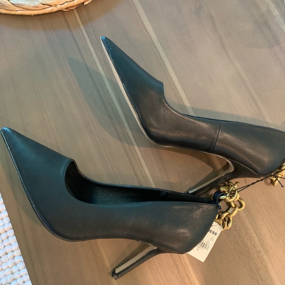Express chain black pumps size 10 new - Picture 5 of 6